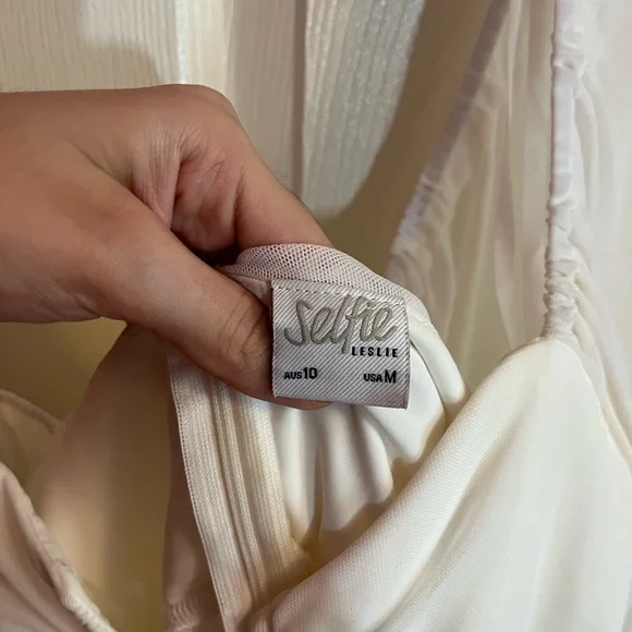 Selfie Leslie White Dress - Picture 7 of 7